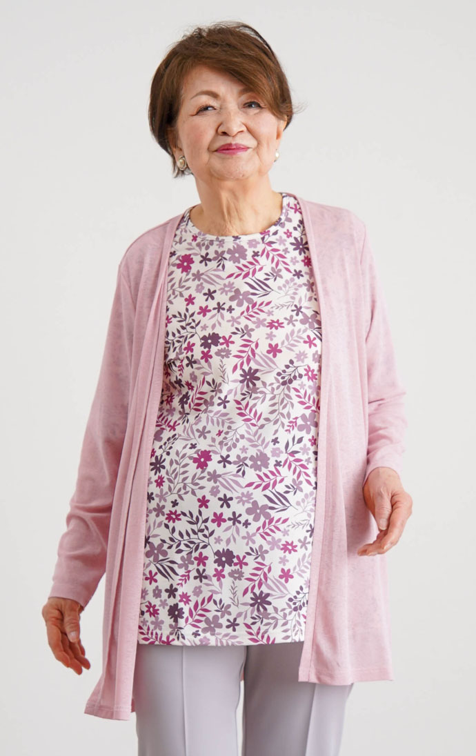 カーディガン&チュニックの春夏アンサンブル